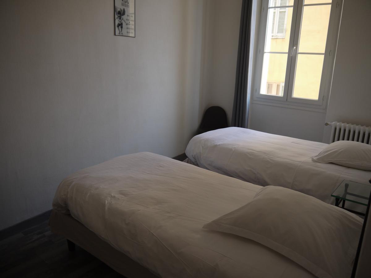 Hotel Portalet Hyères Kültér fotó
