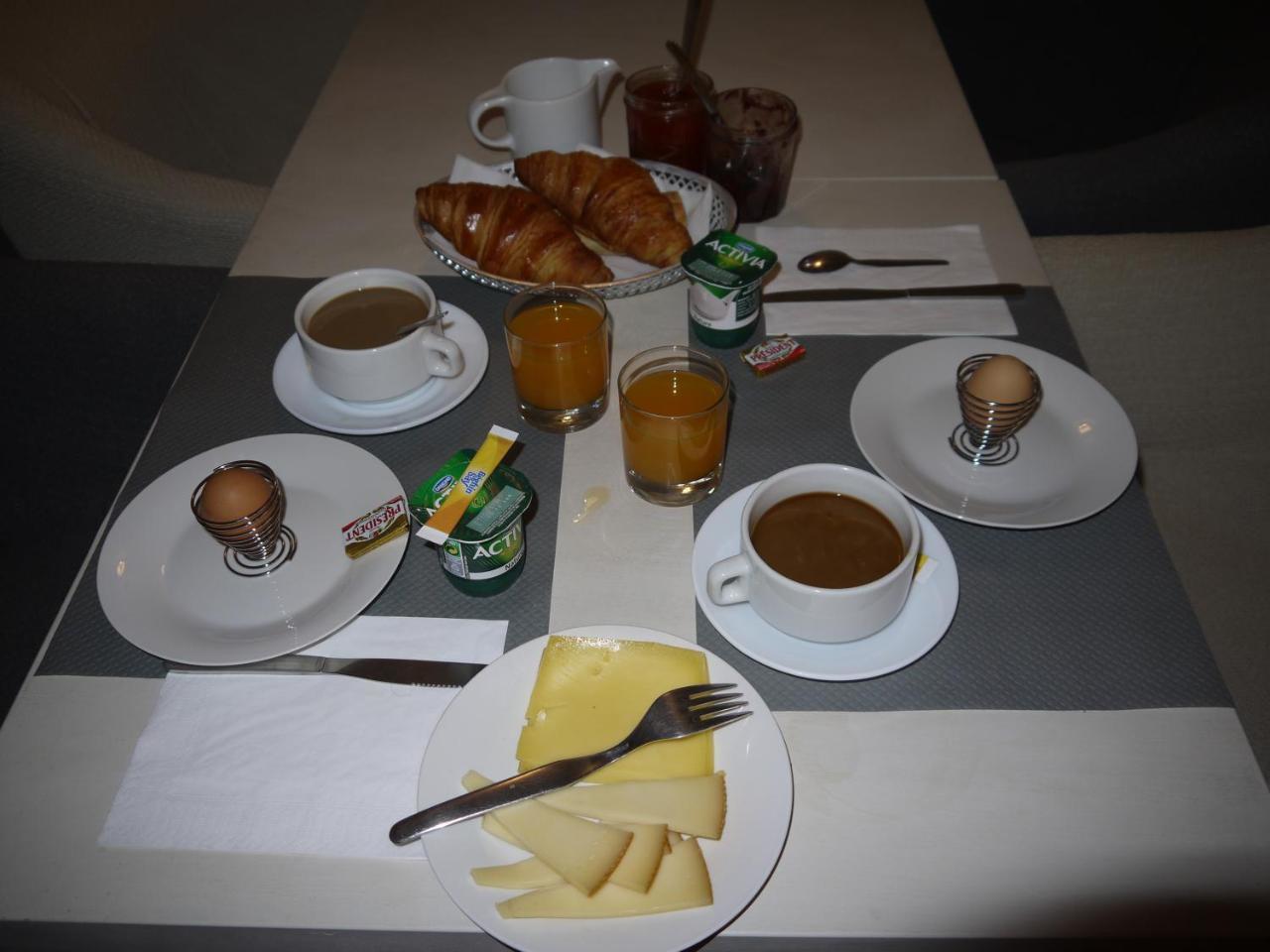Hotel Portalet Hyères Kültér fotó